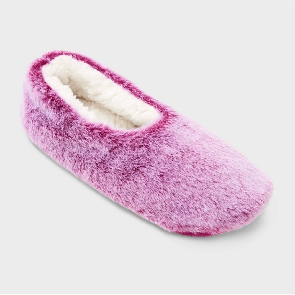 NWT Auden Faux Fur Slipper Socks Size M Pink Sherpa Lined Cozy Gripper Bottoms